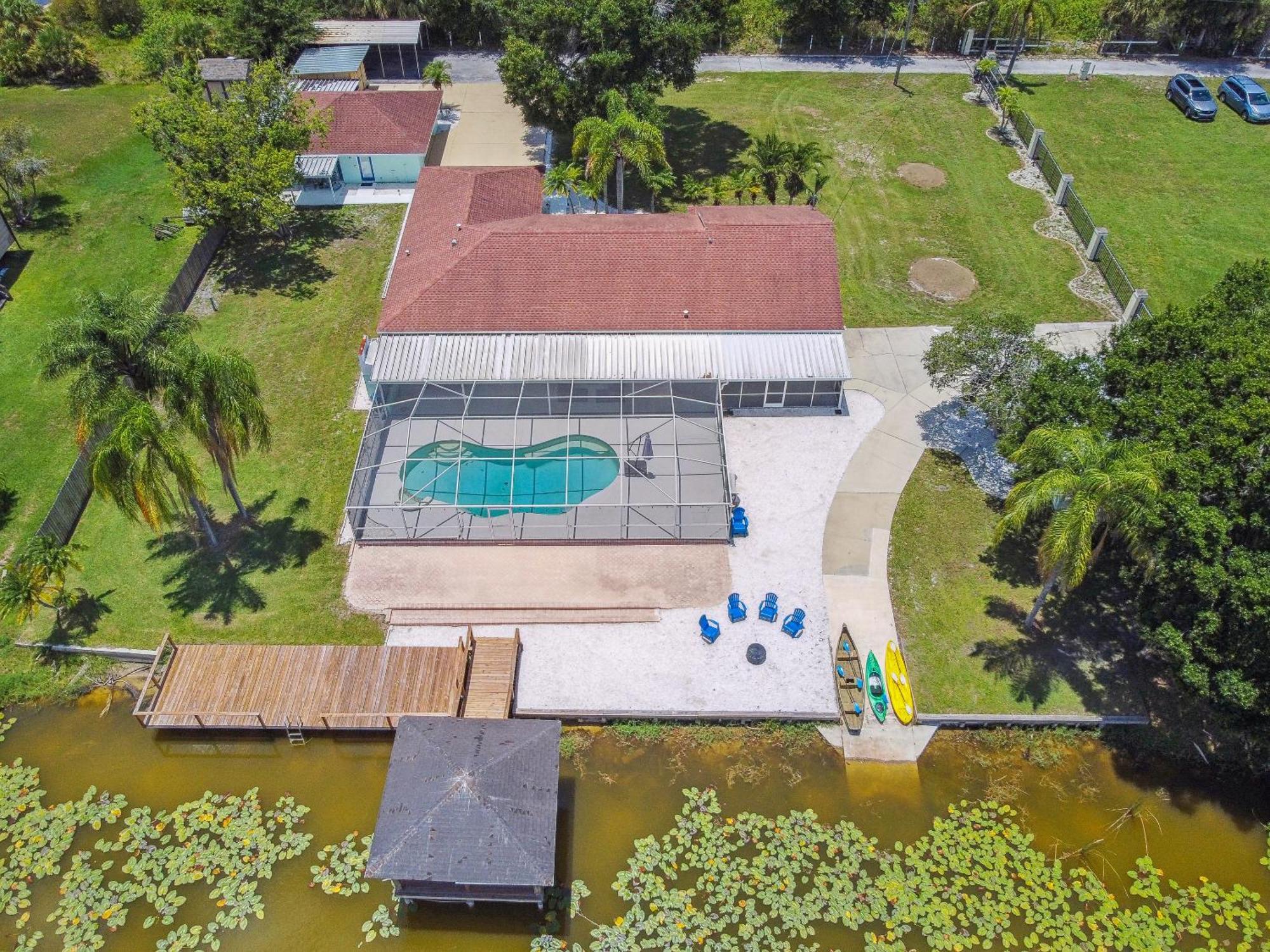 Lake House Westchase Area. Heated Pool Waterfront! Тампа Экстерьер фото