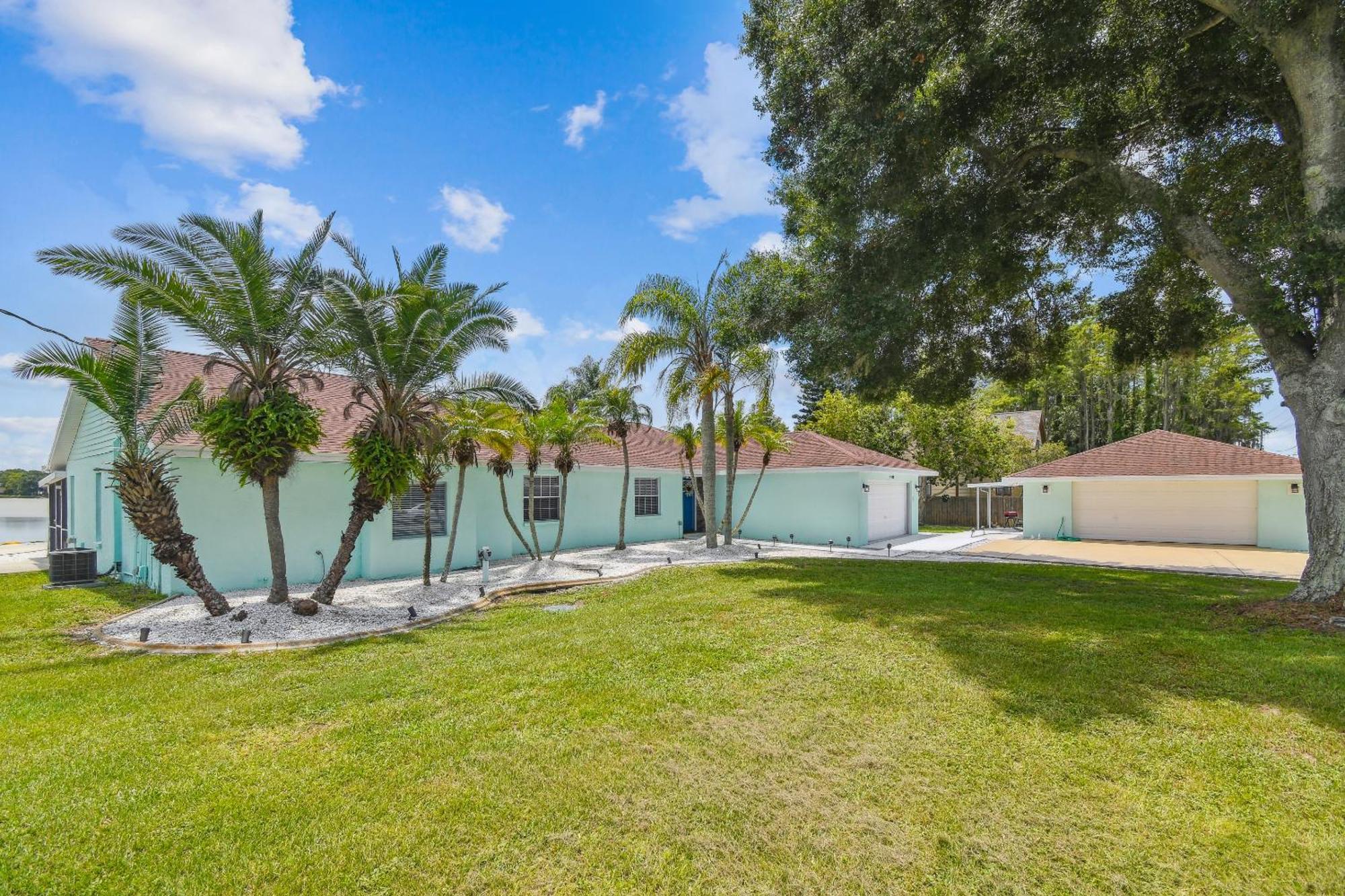 Lake House Westchase Area. Heated Pool Waterfront! Тампа Экстерьер фото
