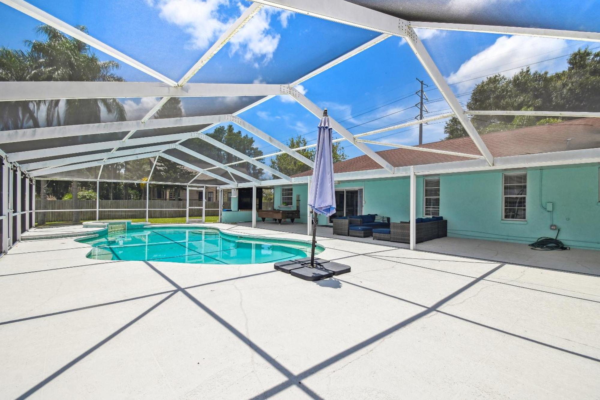 Lake House Westchase Area. Heated Pool Waterfront! Тампа Экстерьер фото