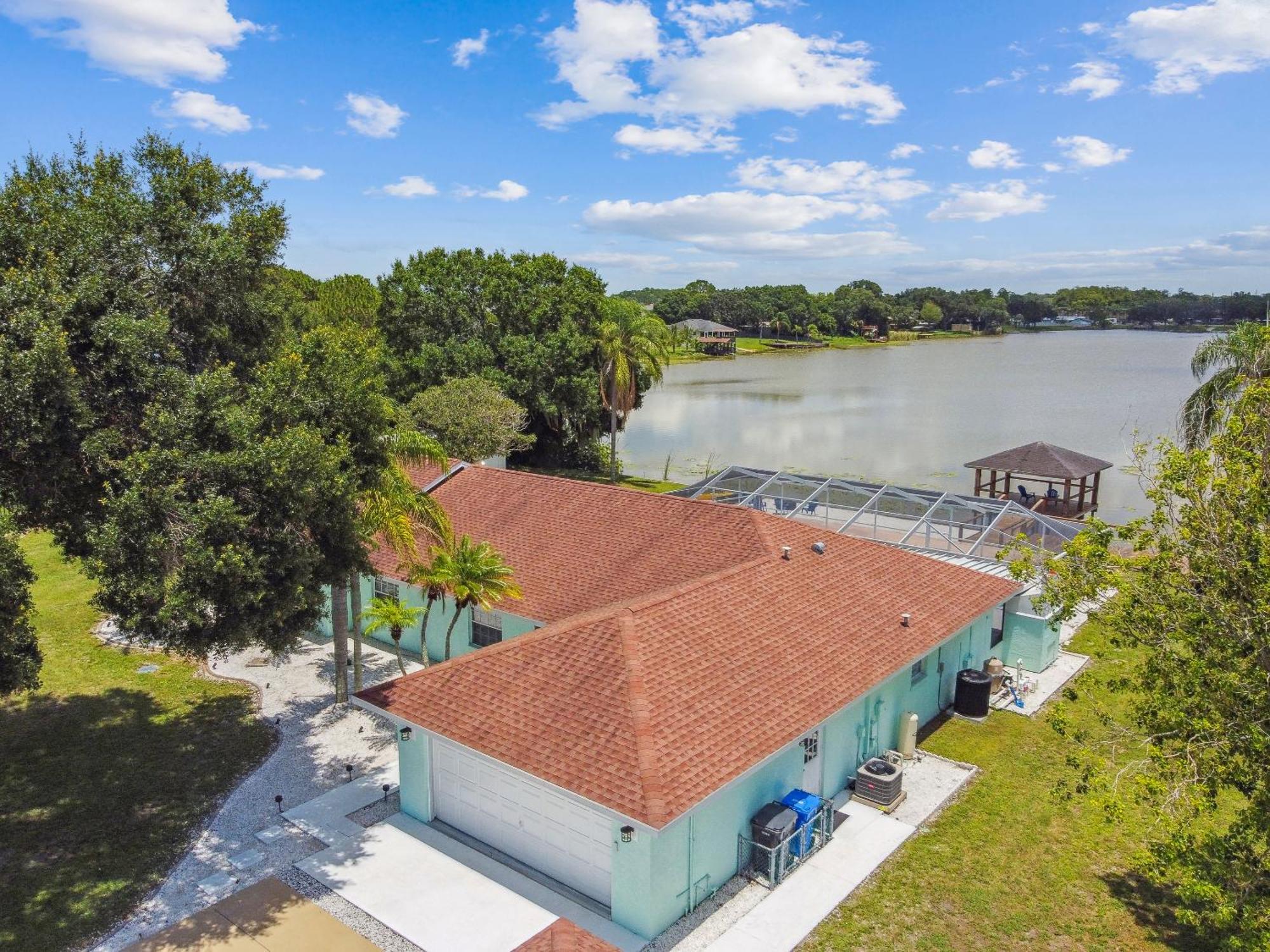 Lake House Westchase Area. Heated Pool Waterfront! Тампа Экстерьер фото